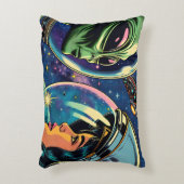 宇宙飛行士と地球外エイリアン アクセントクッション (正面(垂直))