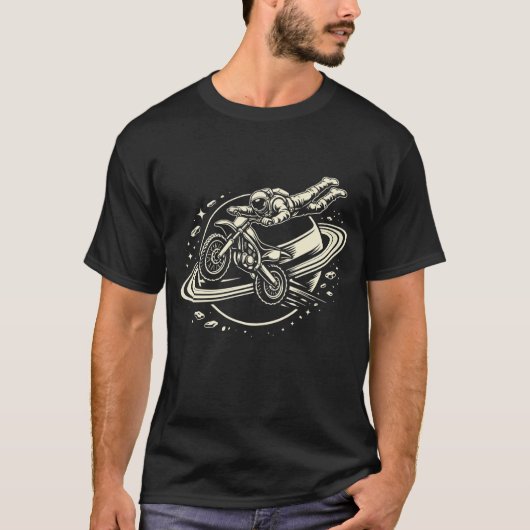 宇宙飛行士のオフロードバイクライダー Saturn Tシャツ (正面)