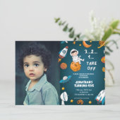 宇宙飛行士のカスタム写真 スペース プラネット 青いテーマ 招待状 (スタンド正面)