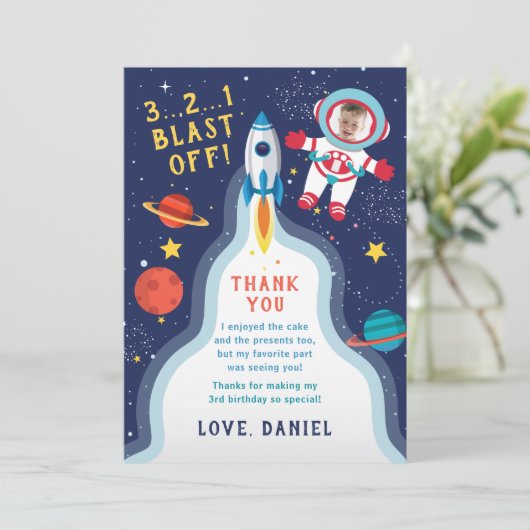 宇宙飛行士の外宇宙少年写真誕生日 サンキューカード (スタンド正面)