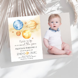 宇宙飛行士の宇宙が太陽のまわりにの写真を最初に旅 招待状