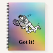 宇宙飛行士の宇宙人テニス選手と文字 ノートブック (正面)