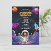 宇宙飛行士の宇宙写真の誕生日 招待状 (スタンド正面)