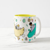 宇宙飛行士の宇宙飛行士の漫画 ツートーンマグカップ (正面右)