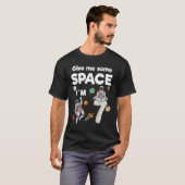 宇宙飛行士の惑星7歳B Tシャツ (正面フル)