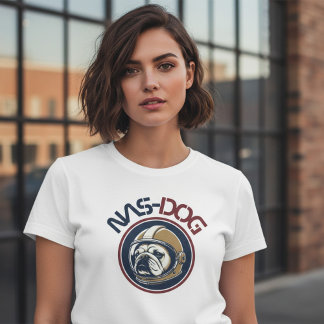 宇宙飛行士の犬たちの宇宙冒険 Tシャツ