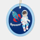 宇宙飛行士の男のクール子のパーソナライズされたクリスマス セラミックオーナメント (左)