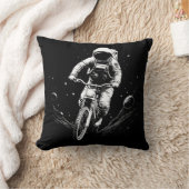 宇宙飛行士の自転車乗り宇宙冒険 クッション (ブランケット)