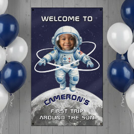宇宙飛行士の誕生日パーティー 初めての太陽一周 横断幕