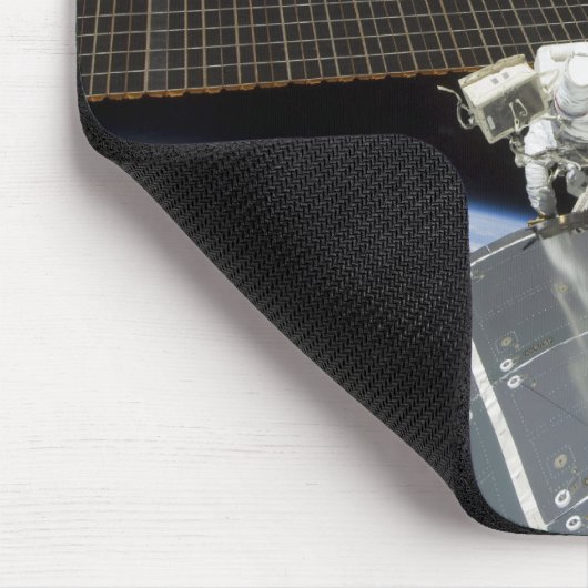 宇宙飛行士は一連の作業を行う マウスパッド (コーナー)