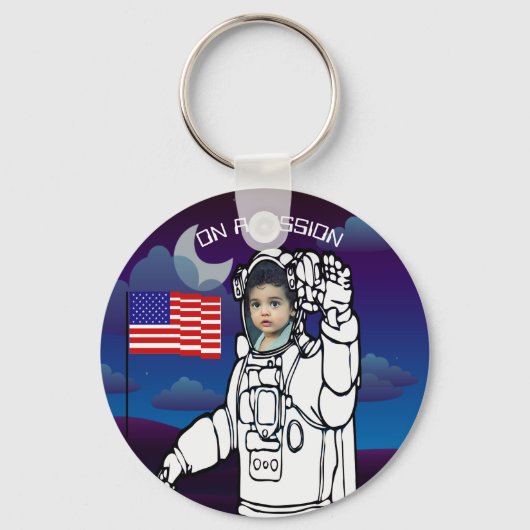 宇宙飛行士オンムーンアウタースペースボーイ誕生日 キーホルダー (正面)