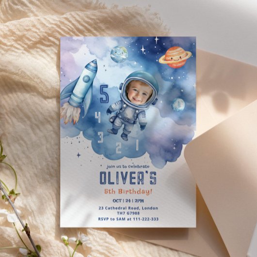 宇宙飛行士カウントダウン5歳の誕生日の写真 招待状