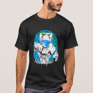 宇宙飛行士スペースマンニーズ宇宙スペースマン宇宙地球 Tシャツ