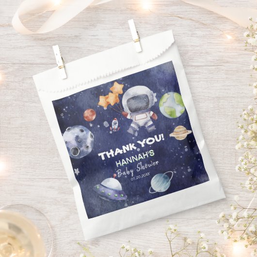 宇宙飛行士ボーイベビーシャワーパーティー フェイバーバッグ (クリップ留めされた状態)