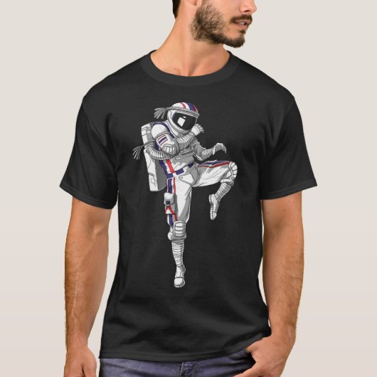 宇宙飛行士ムエタイボクシング空手キックボクシングマーティ Tシャツ (正面)