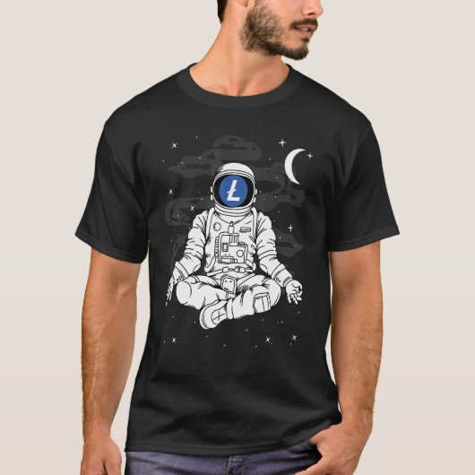 宇宙飛行士ヨガライトコインLTCコイン月へ暗号通貨 Tシャツ (正面)