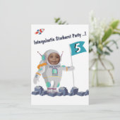 宇宙飛行士写真テンプレート宇宙ロケット誕生日 招待状 (スタンド正面)