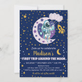 宇宙飛行士宇宙ファーストのまわりにトリップムーン誕生日 招待状 (正面)