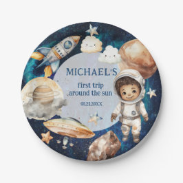 宇宙飛行士宇宙ファーストトリップのまわりにザ・サン誕生日 ペーパープレート