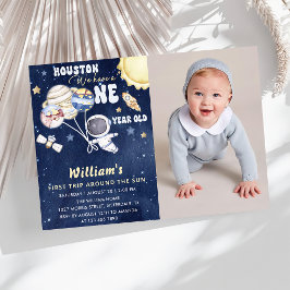 宇宙飛行士宇宙ファーストトリップのまわりにザ・サン誕生日 招待状