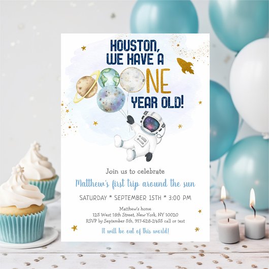 宇宙飛行士宇宙ファーストトリップのまわりにザ・サン誕生日 招待状