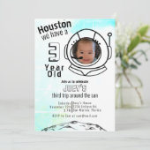 宇宙飛行士宇宙ブルーカスタムフォト誕生日 招待状 (スタンド正面)