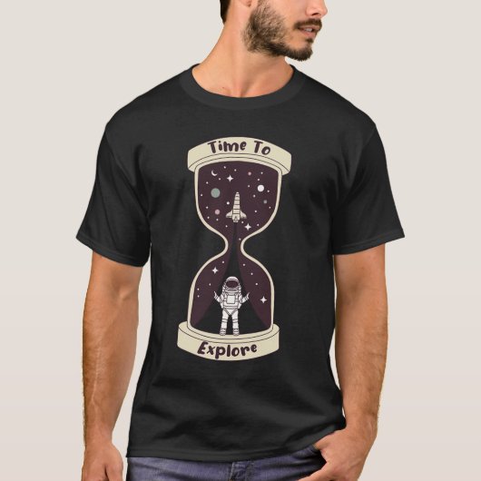 宇宙飛行士宇宙宇宙飛行士を探索する時間 Tシャツ (正面)