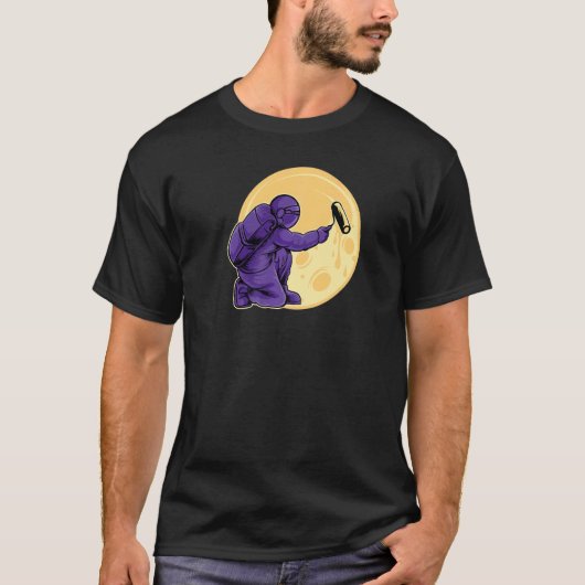 宇宙飛行士絵画の宇宙・ムーン宇宙飛行士初演 Tシャツ (正面)