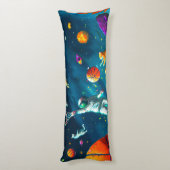 宇宙飛行士遊と宇宙する猫のバスケットボール ボディピロー (裏面 (縦))