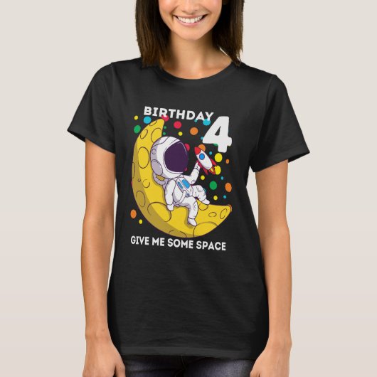 宇宙飛行士4歳の誕生日 宇宙好き Tシャツ (正面)