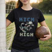 宇宙飛行士 スペース サッカー キック 面白いデザイン Tシャツ