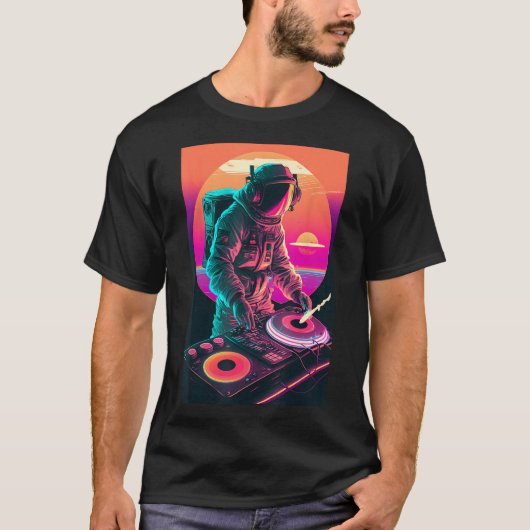 宇宙飛行士DJ、DJイン宇宙、EDM クール Vaporwave G Tシャツ (正面)
