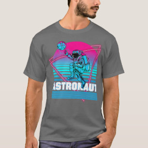 宇宙飛行士VAPORWAVEレトロ美学 Tシャツ