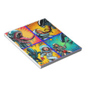 宇宙飛行士vsエイリアンアポップ・アートのート ノートパッド (アングル)