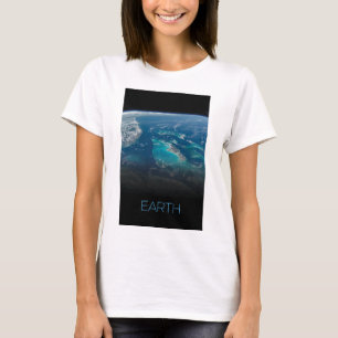 宇宙、宇宙、システ太陽のム、惑星地球 Tシャツ