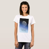 宇宙、銀河系、太陽のシステム、地球の月 Tシャツ (正面フル)