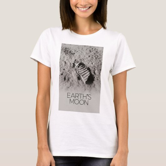 宇宙、銀河系、太陽のシステム、地球の月 Tシャツ (正面)