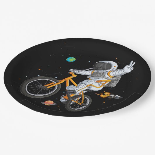 宇宙ovでbmxバイクに乗る宇宙飛行士 ペーパープレート (アングル)