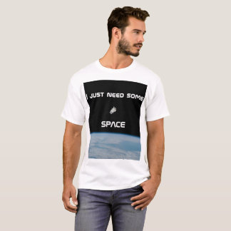 宇宙Tシャツが必要だ Tシャツ