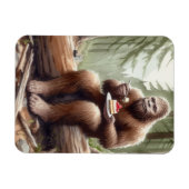 安っぽいサスカッチで苔むした森の中で マグネット (横)