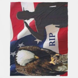 安らかに眠る フリースブランケット