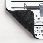 安全な家族銃ガイド マウスパッド (コーナー)