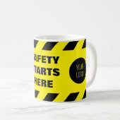 安全はここから始まる黄色の黒の安全テープロゴ コーヒーマグカップ (正面右)