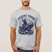 安全より冒険 ファニー サーシスティック な 海の くじら乗り手 Tシャツ (正面)