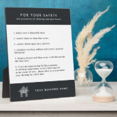 安全カスタムを示す実在エステートロゴオープンハウス フォトプラーク (側面)