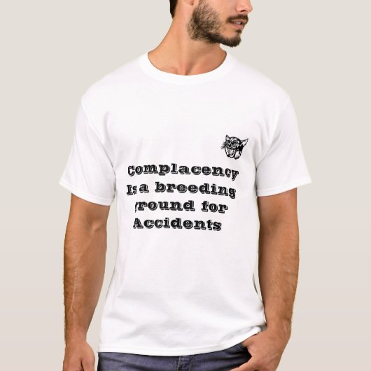 安全スローガン Tシャツ (正面)