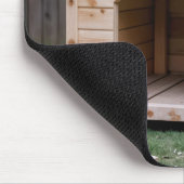 安全懸命帽子をかぶったゴールデンレトリバー マウスパッド (コーナー)