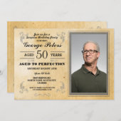 完全さの誕生日メンズ写真のヴィンテージに老化させる 招待状 (正面/裏面)