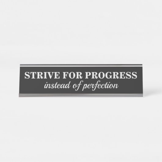 完全さ(かあなたの文字)机のプレート対進歩して下さい デスクネームプレート (正面)