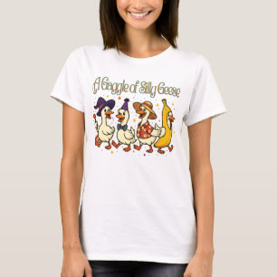 完全なカオスに身を包んだ馬鹿げたガチョウの大群 Tシャツ